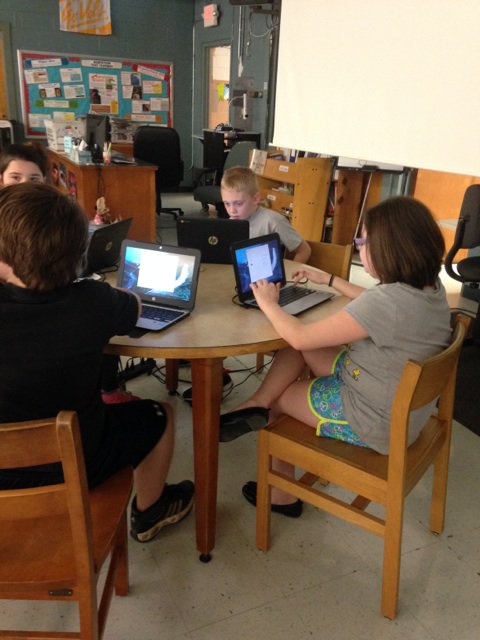TechGoesHomeTN's tweet photo. Another program wrapped up with our partners at @nnhouse1924 and Soddy Daisy Middle School! #digitalequity https://t.co/4Hsp6r61vF
