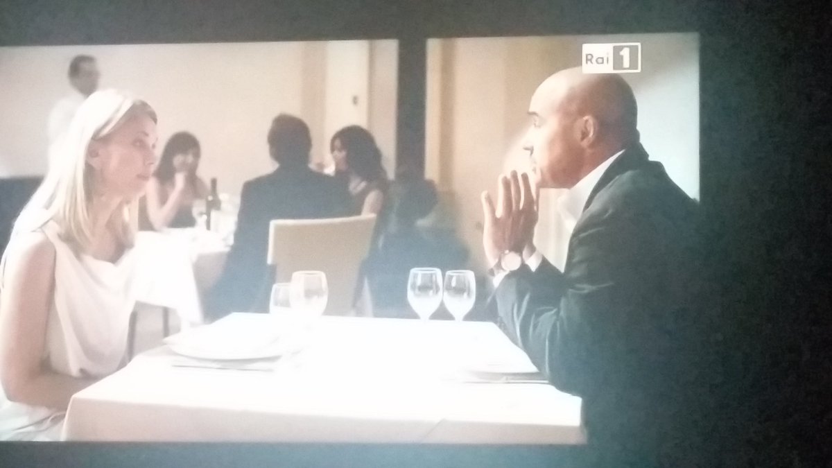 http_gaiam's tweet image. #ilcommissariomontalbano 
-O ti va a curchi o ti levo lu telefono pi un misi
-sisi corro mamma