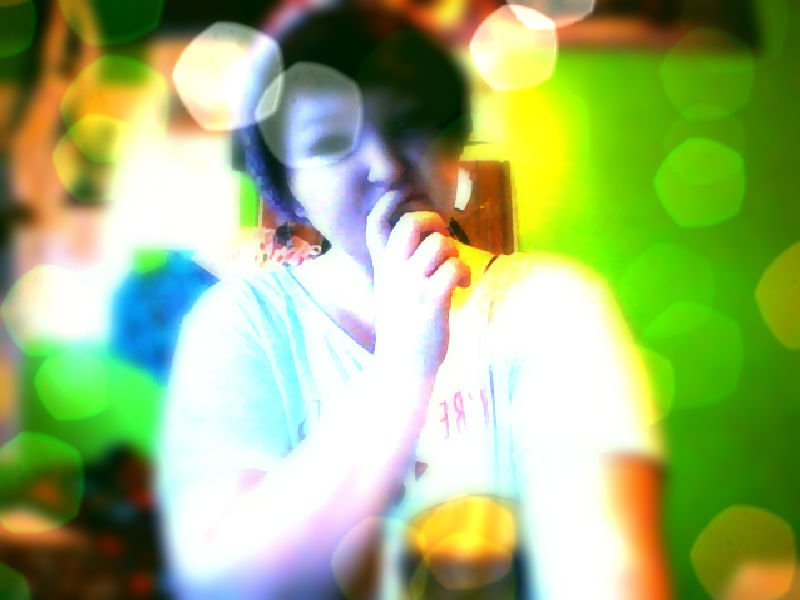 kitty_boo0o's tweet photo. My Bokeh photo from Webcam Toy ☺ #webcamtoy https://t.co/isxdC9LxIH
