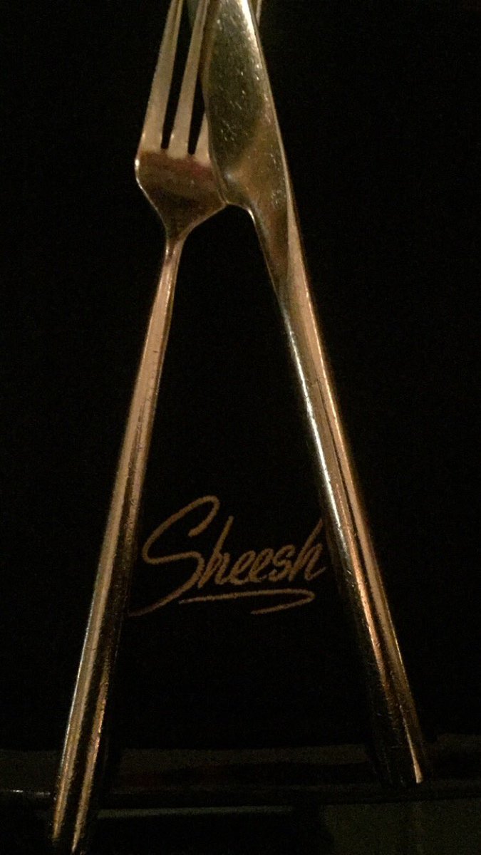 GentlemansBLVD's tweet photo. Always treated well at @SheeshChigwell . Great place, great staff, great food! https://t.co/TljOobrIHu