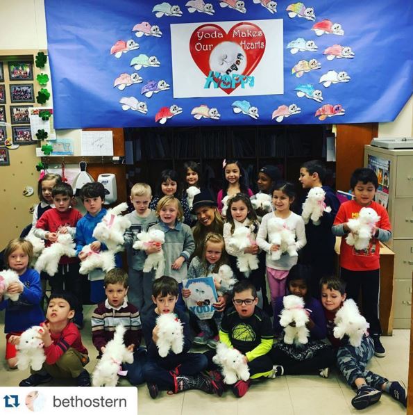 Our volunteer foster parent &amp; nat'l spokesperson Beth Stern celebrated #NationalReadAloudMonth w/ Yoda's story!