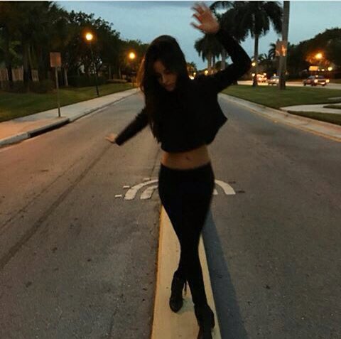 arielmallen's tweet photo. somethin' bout you makes me feel like a dangerous woman, makes me wanna do things that i shouldn't. https://t.co/TLyblSQpqb