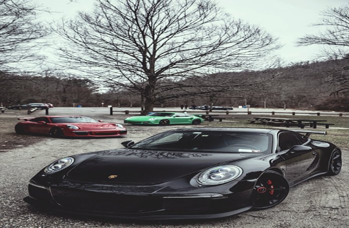 Upoffthelife's tweet photo. Check Out The Porsches Off the New Website #MadeTheHeadline #Porsches  https://t.co/Bc9XjWIraQ https://t.co/VFTi3saxIm