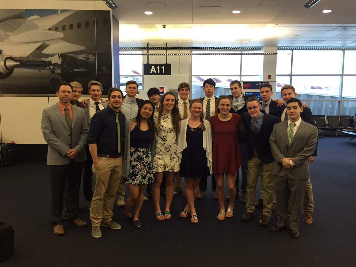 GatorSwimming's tweet photo. Athletes &amp; coaches are off to NCSA Junior Nationals in Orlando! Go BGSC! 🏊🐊👍😎 https://t.co/vSgArt0GNl
