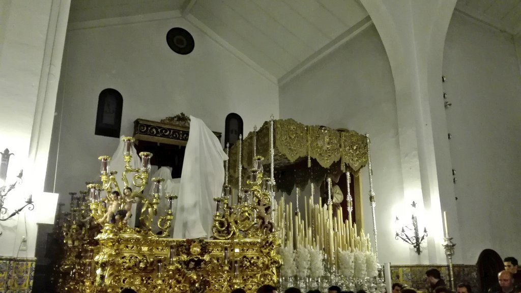 Ya se encuentran las Mudás de los pasos de la <a href="/HdadSanGonzalo/">Hermandad de San Gonzalo</a> en el templo