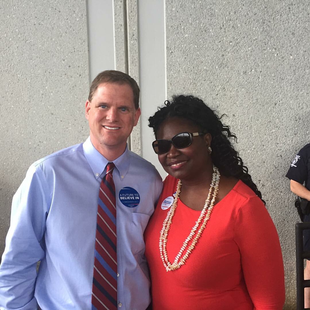 Libertea2012's tweet photo. RT Few are working harder in #NC to elect Bernie Sanders than State Director, Aisha Dew. #FeelTheBern #GoWithGriffin https://t.co/vG7YYZdnqb