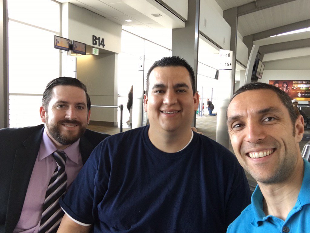 AlexMMTri's tweet image. Great weekend advocating in Sacramento!  @cafp_familydocs #FMRevolution #nextgenfm #AMAM2016