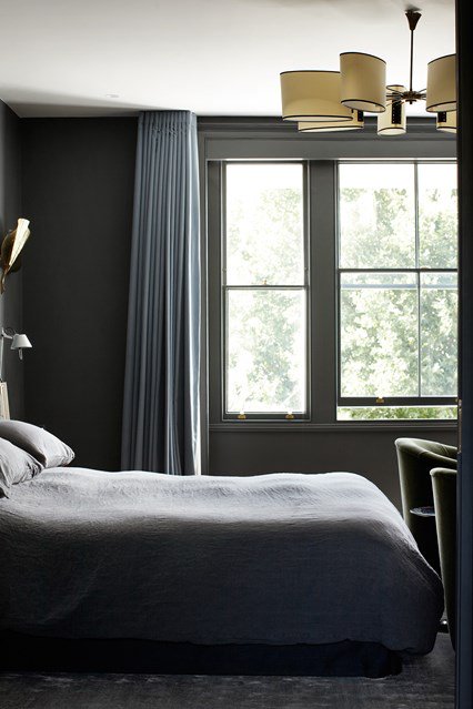 Suzy Hoodless choose grey linen curtains on a recessed ceiling track for this bedroom: h.ouse.co/XbJFXh