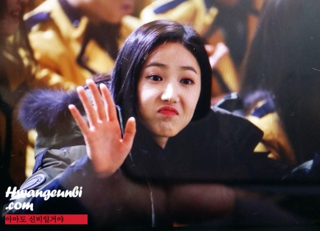 sinb_63_bot's tweet photo. @GFRIEND_Yerinb 
 
ㅋㅋㅋㅋㅋ   ありがとう https://t.co/zWR3oepmjE