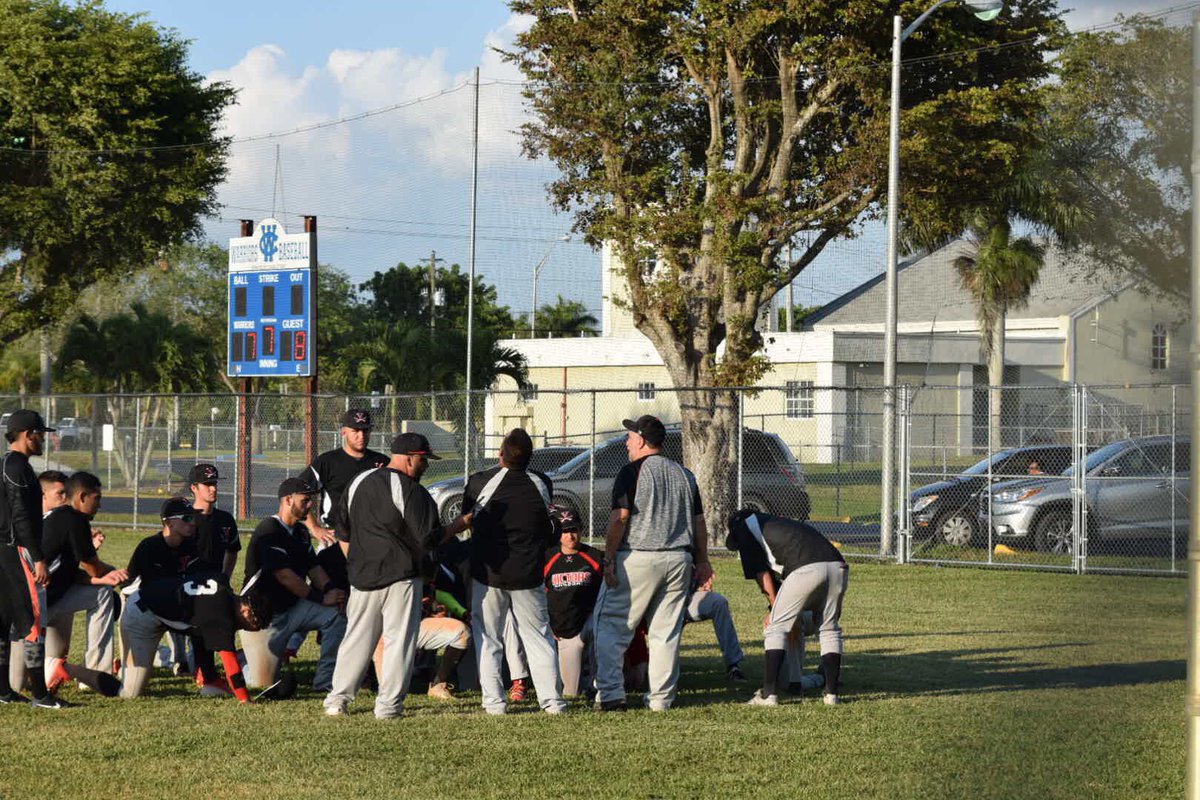 MCS Baseball tweet media