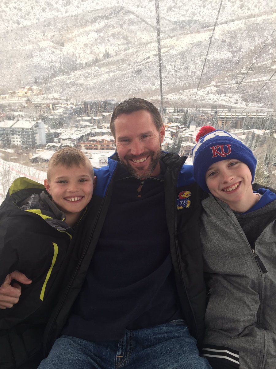 kristiekbowen's tweet photo. #Bowenboys melt my heart! #Vail2016 https://t.co/YQOdtZR3jK
