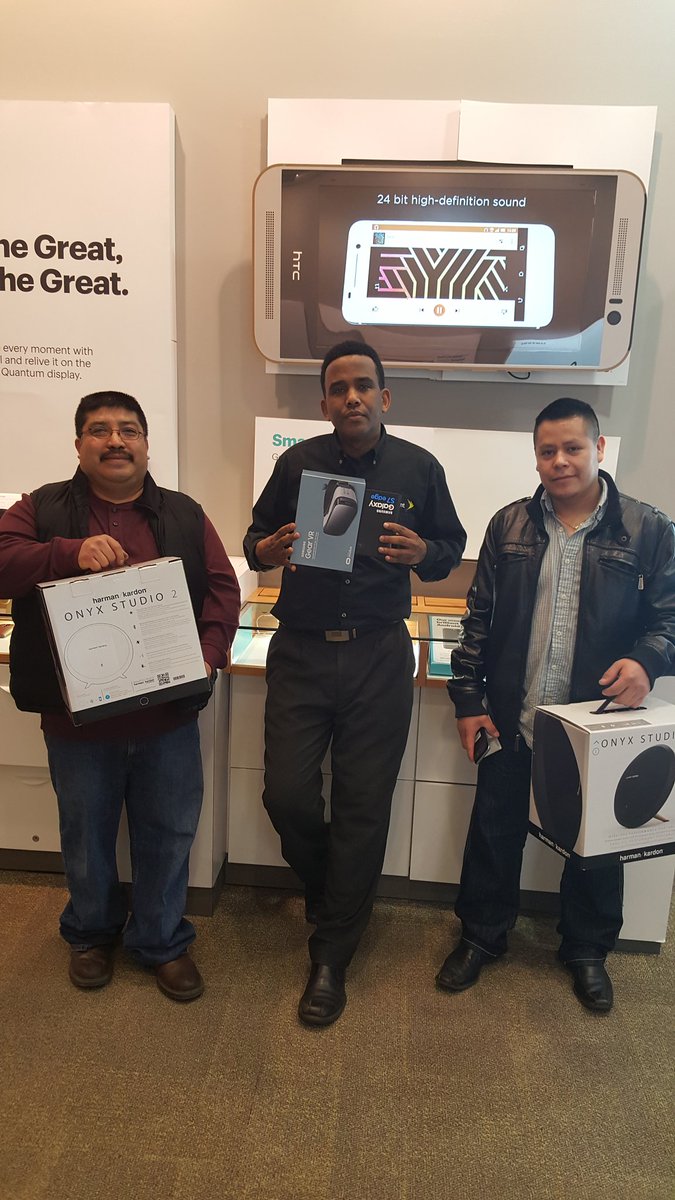 Rose_Zilla_212's tweet photo. #SpeedMatters #GoodbyeTmobile #WCTA #Hassan @DCalzone77 @TeamTNT https://t.co/vSPwiK0V7s