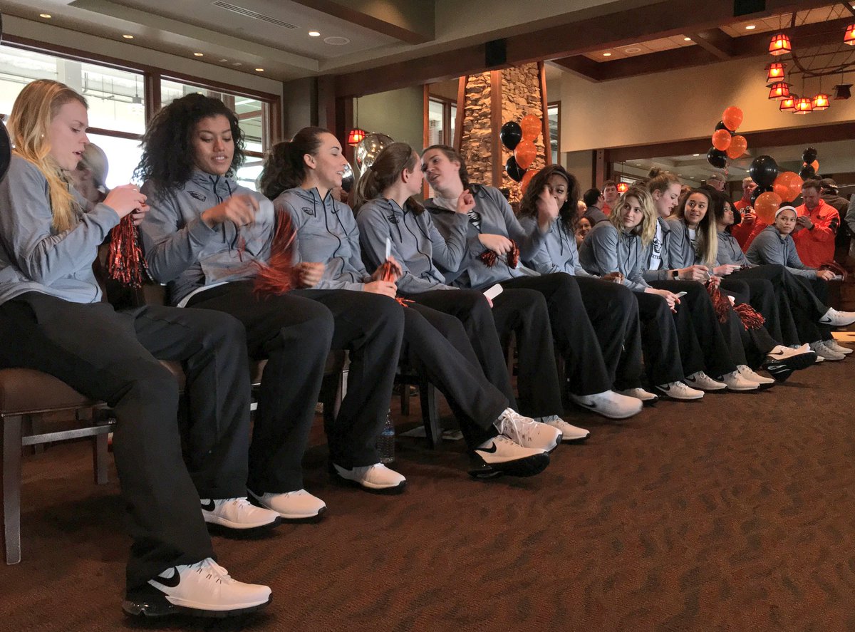BeaverWBB's tweet image. #BeaverNation we're ready! #LetsDance #GoBeavs 🏀