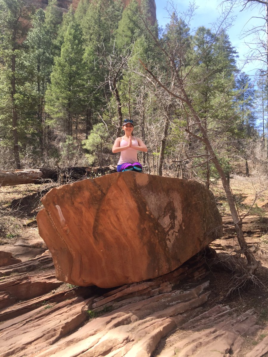 Queen_Nerdling's tweet photo. Hiking in Sedona at west fork #yoga #queennerdling #nerdling https://t.co/uGJaC3K9JB