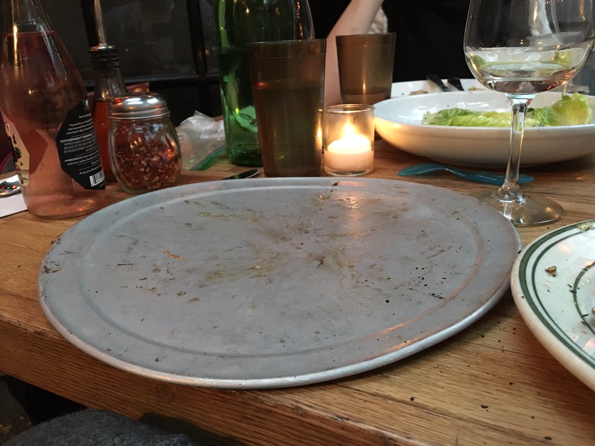 johnkrasinski's tweet photo. This is what a @RobertasPizza looks like... Sorry. https://t.co/AdzUE15Nc0