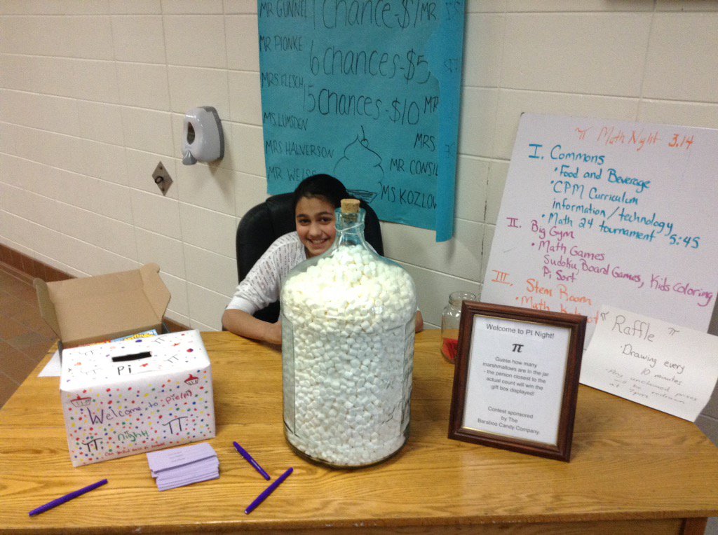 JenniferMLohr's tweet photo. Happy Pi Day! 3.14159... Come celebrate with us at JYMS! Math Night goes until 7! #BarabooProud https://t.co/gjEg1MM90i