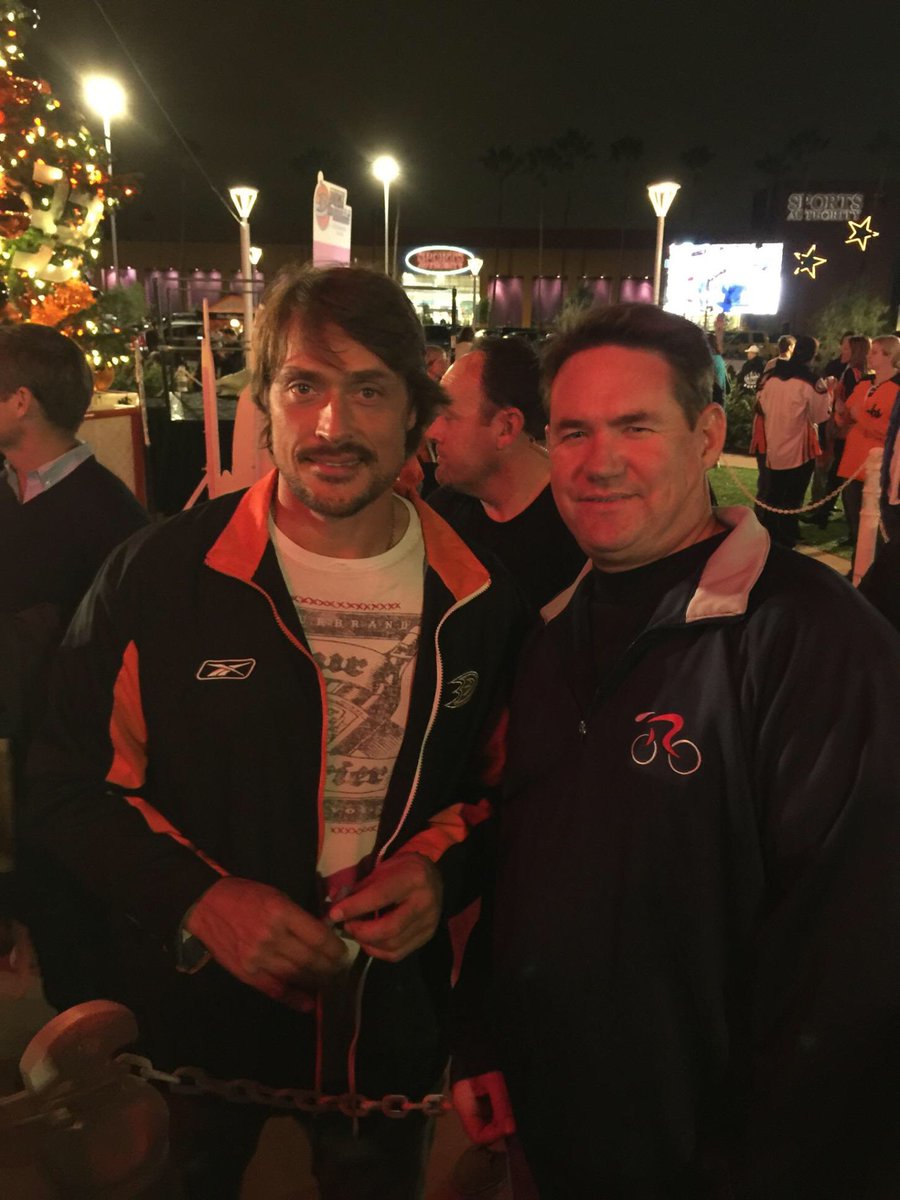 LikeMeSomeDucks's tweet photo. #DucksSocial https://t.co/2Wd3x5v7fl
