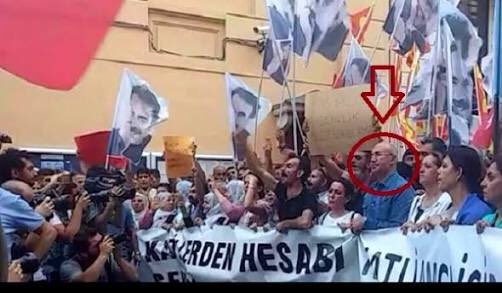 06melihgokcek's tweet photo. AŞAĞIDA FOTOLARI BULUNAN MAHMUT TANAL TERÖRÜ LANETLEMEK İÇİN 3 GÜN RESMİ TATİL İSTEMİŞ...BENCE PKK YA ÜZÜLMÜŞTÜR... https://t.co/uCc7Og3yY0