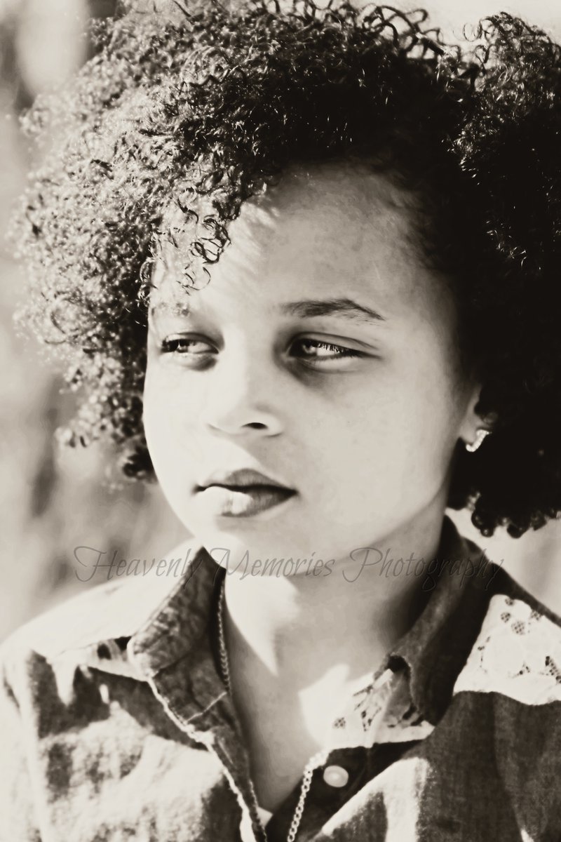 HMP_CameraGirl's tweet photo. #attitude #preteen #beautiful #photography https://t.co/6G6CprawIO
