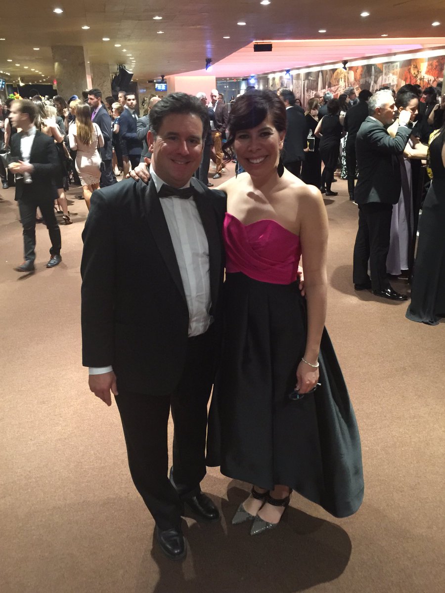 traceydeer's tweet photo. Check out my handsome 'arm-candy' at the #CndScreen16 awards last night! Thank u Sylvain 4 all your love & support! https://t.co/ExUpNGhNAX