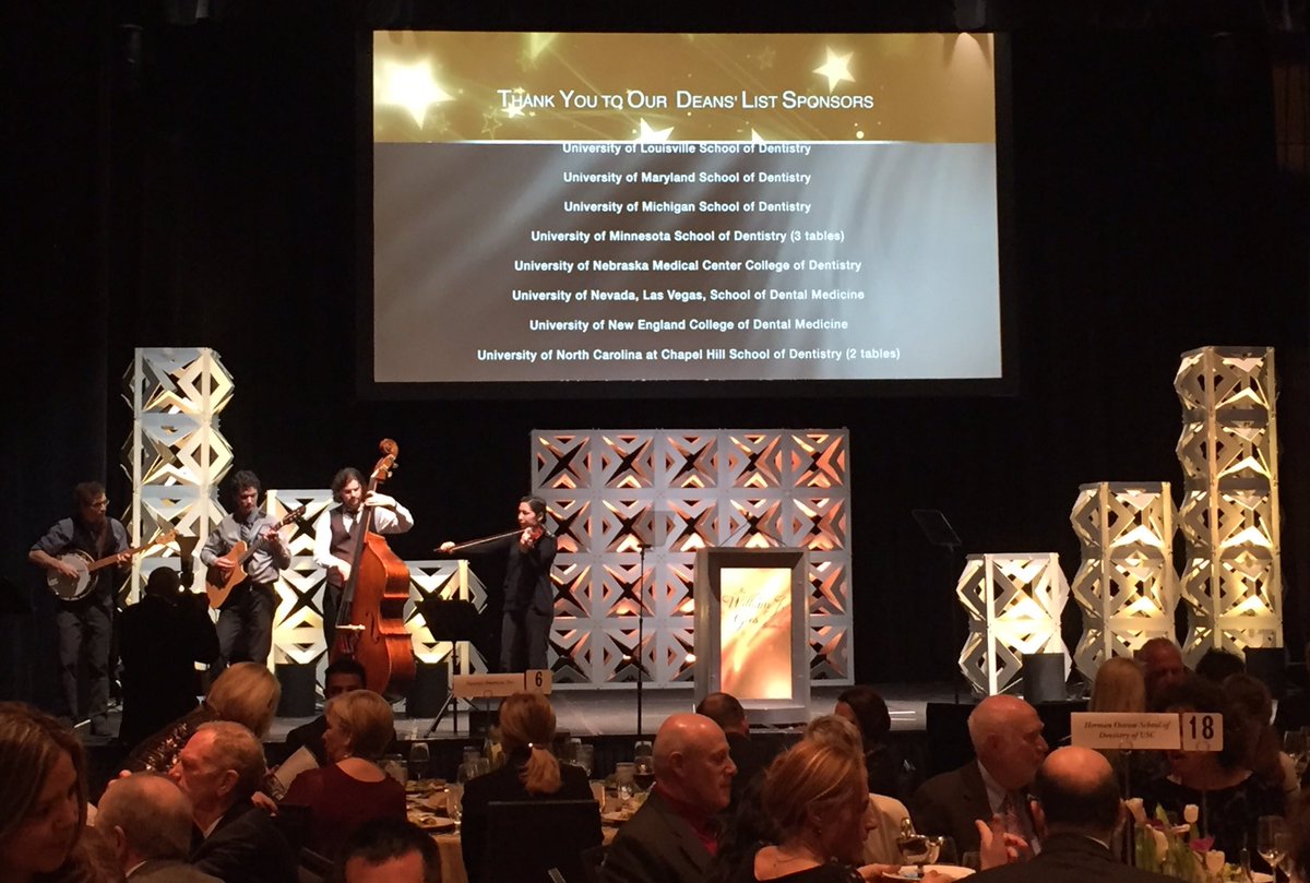 adeaweb's tweet photo. The 2016 #giesawards is about to begin! #adea2016 https://t.co/67kKucWUHq