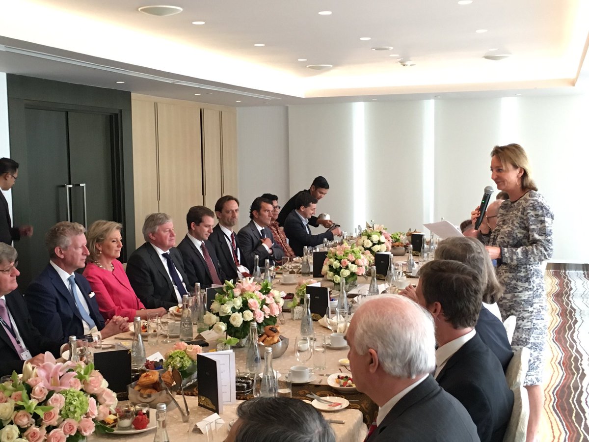 VBOFEB's tweet photo. Belgian companies and their local partners presenting their success stories during @VBOFEB Breakfast #BEmissionIDN https://t.co/WlpNX0lEvc