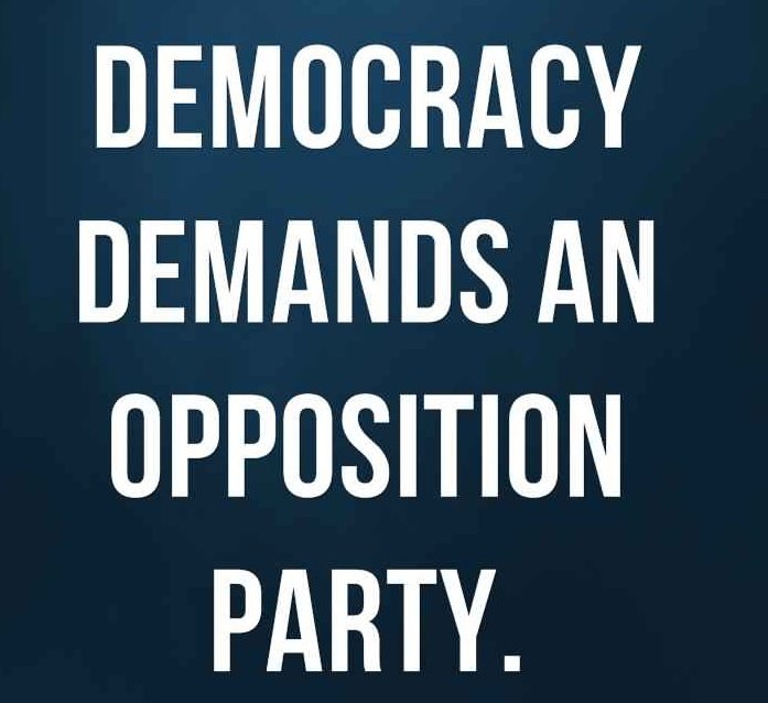 OorPolly's tweet image. @kevinsnebula  I need names ...they need shamed the #labstainers  * let's pretend !!?? 😨 *