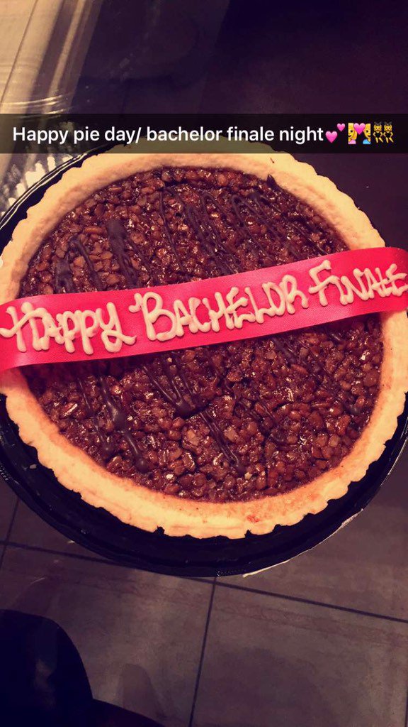 daniellegizzo's tweet photo. @chrisbharrison nothing like celebrating the bachelor finale with a little pie! #HappyPiDay https://t.co/wX42ZSG4Tz