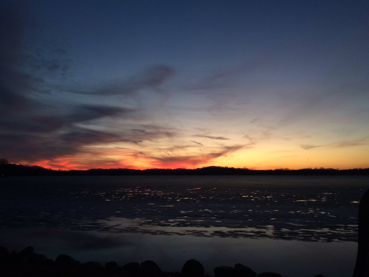 vbefull's tweet image. 6:48 pm