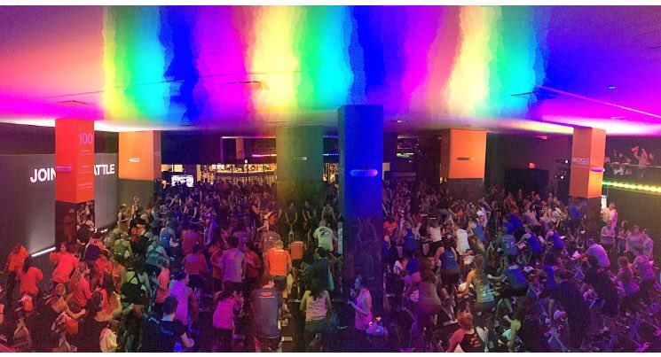 rachsween's tweet photo. #teamkate #CycleforSurvival #bryantpark #nyc https://t.co/inv1NEMd9K