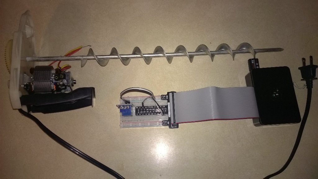 WilsonIT's tweet image. @pluralsight The start to my #PiDayProject still need pvc auger housing, programming and hopefully not a fire alarm.