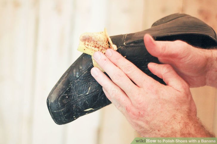 LFHW_NZ's tweet image. Tip Tuesday: You can use banana skins to polish your shoes ow.ly/ZsGUJ #lovefoodhatewaste