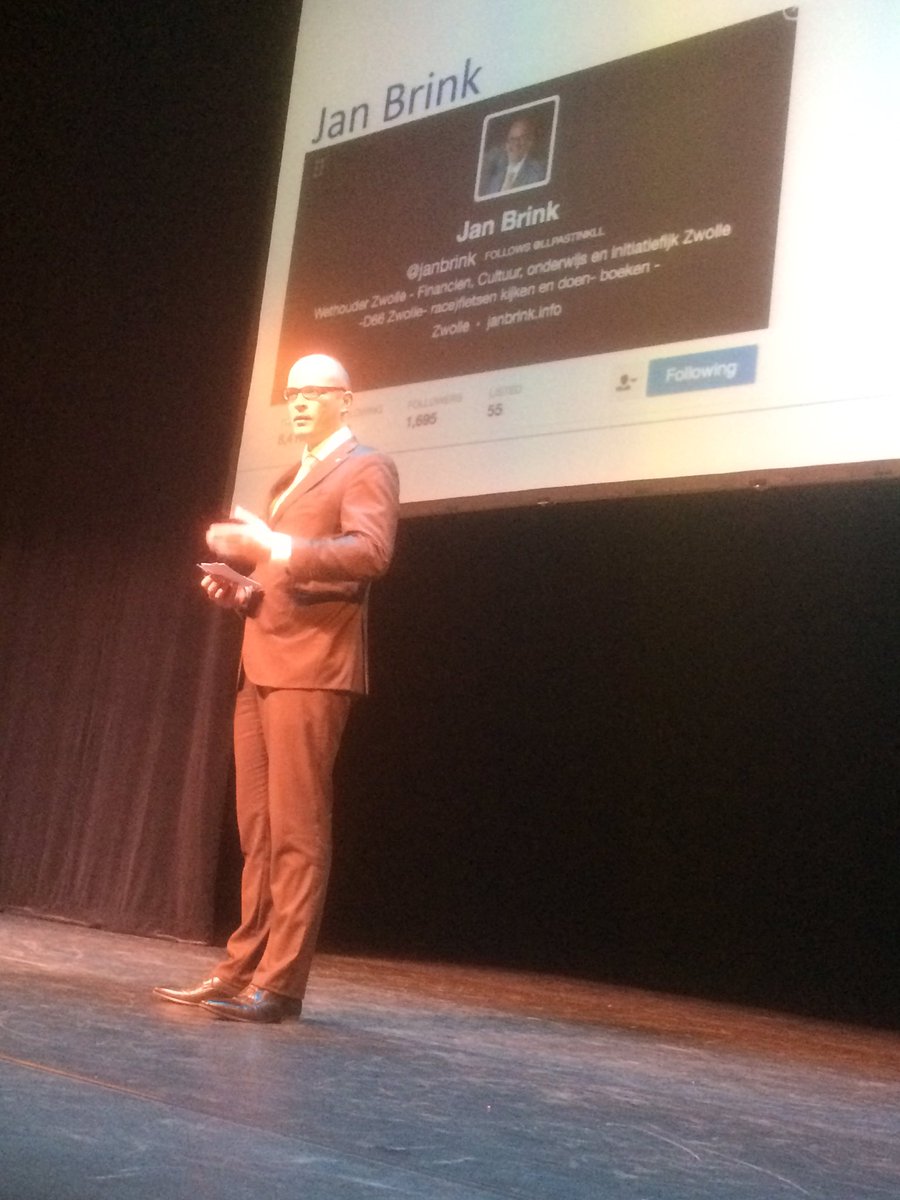 TheoRietkerk's tweet photo. Opening studiedag VO @Landstede in #Zwolle door  @janbrink in volle #DeSpiegel #teacherleadership #landstedevo16 https://t.co/Rm7WjCi10A