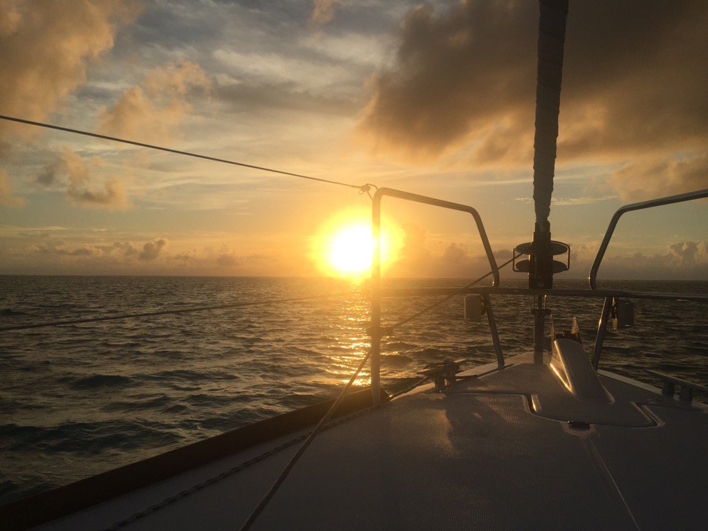 WanderLewis's tweet photo. #sunrise,#tahaa, #sailing, https://t.co/IvUHVggzjW