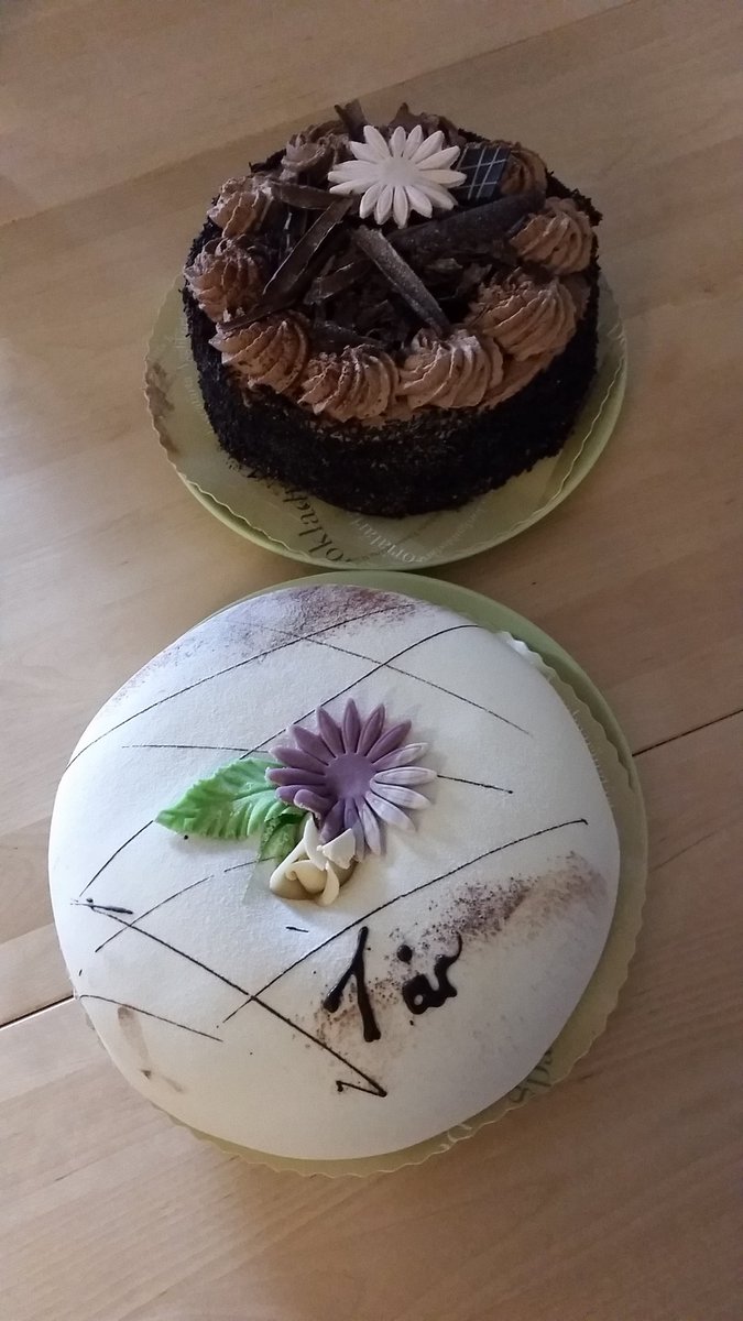 majoka13's tweet photo. Firar ett år på en fantastiskt trevlig avd @Avd26 @StaljeSjukhus https://t.co/xng6HYHdFW