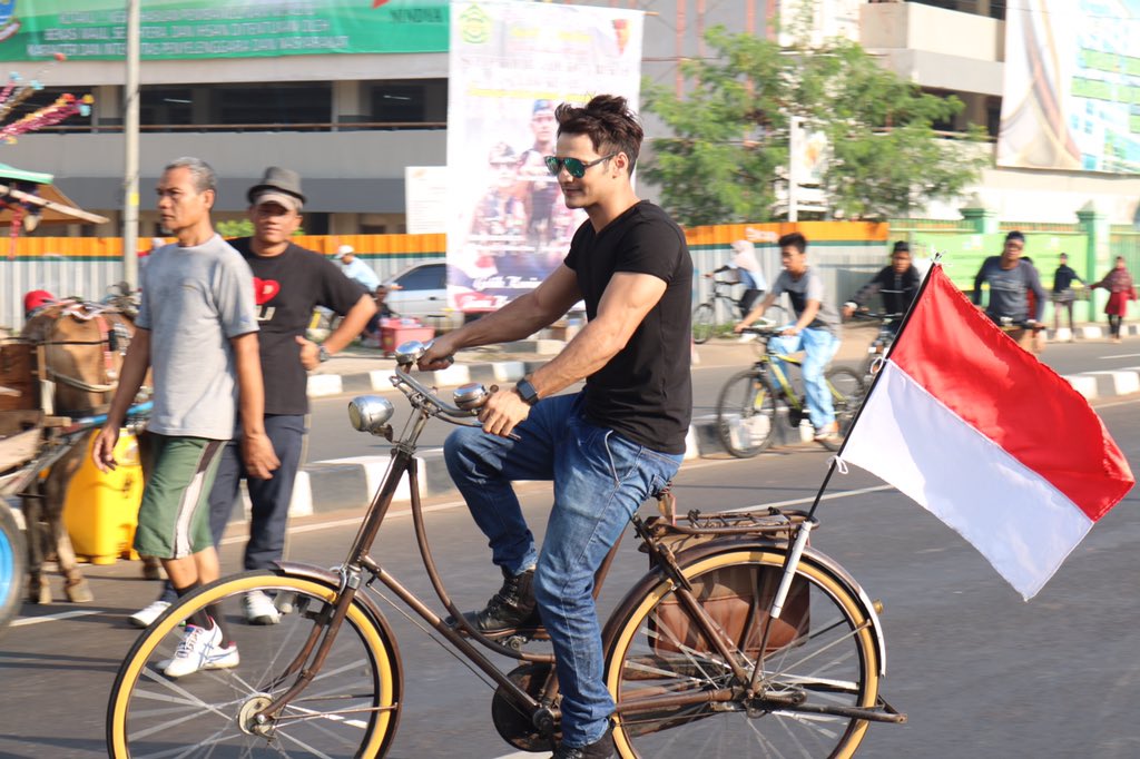 #candid #India #Indonesia #love #forever #bekasibirthday thanks <a href="/whatsonANTV/">ANTV</a>