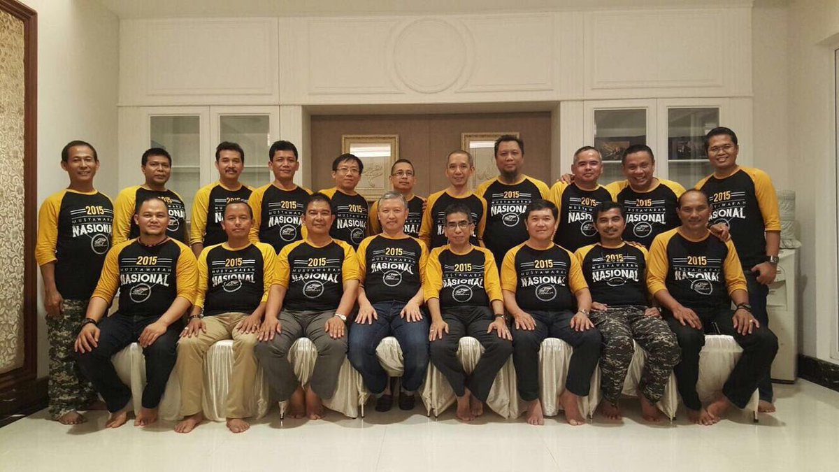 PSFJakarta's tweet photo. Selamat bekerja dan berkarya kepada seluruh jajaran Pengurus Pusat PSF periode 2015-2017 @psf_id @PSFBanten https://t.co/KHx6avUIss