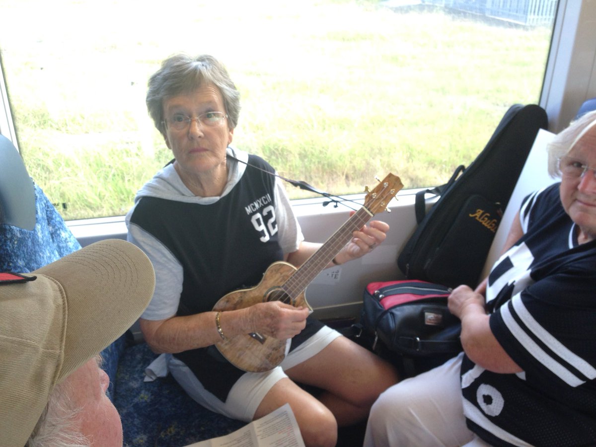 KiamaBlowhole's tweet photo. Some photos from the anti forces council merger rally in Sydney where Kiama was the star! Warming up on the train! https://t.co/H6tcbkO7QK