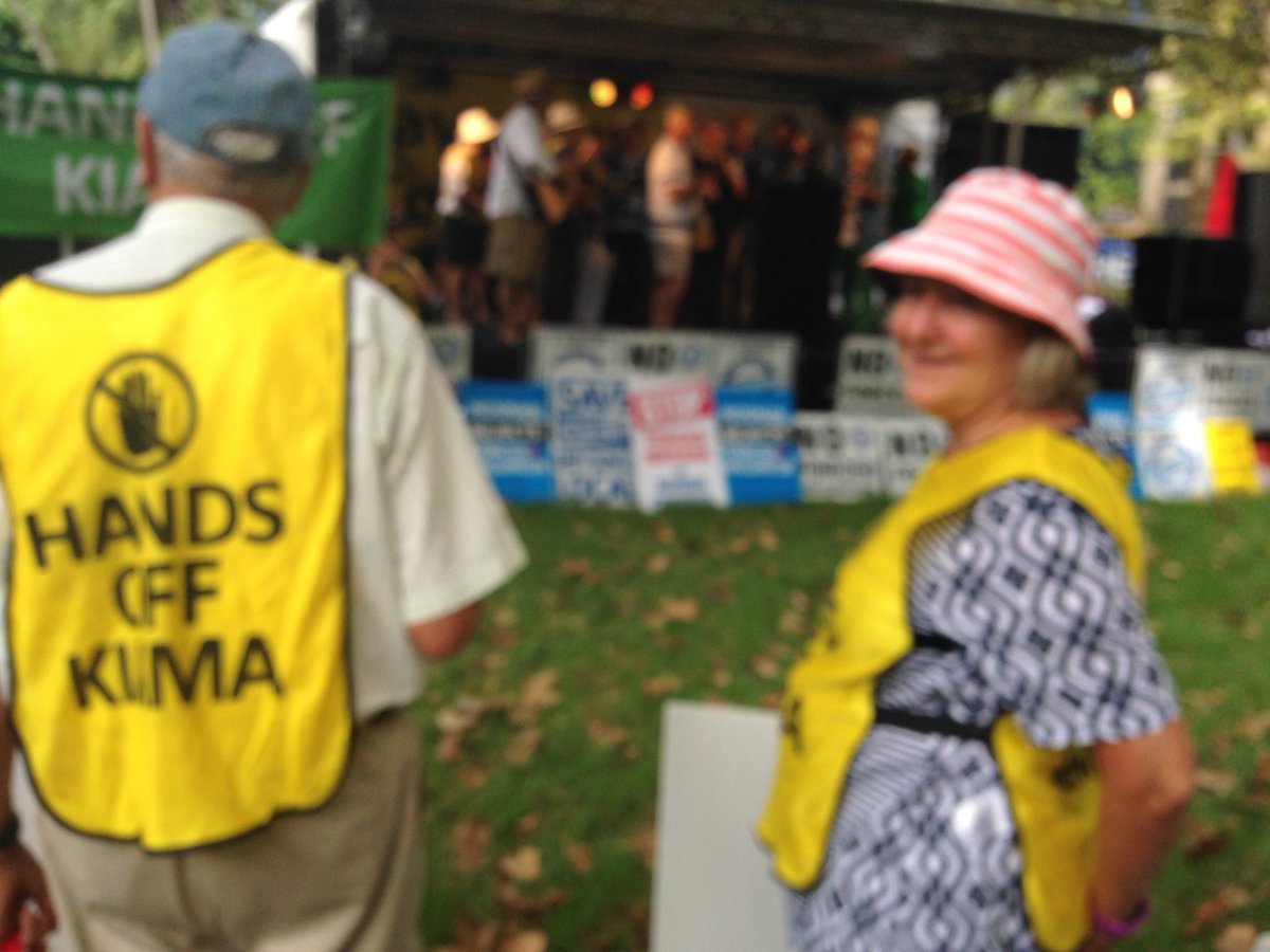 KiamaBlowhole's tweet photo. Big Kiama presence in Hyde park on Sunday at the anti forced council merger rally, lots of councils all over NSW! https://t.co/CIVBXzOuWF