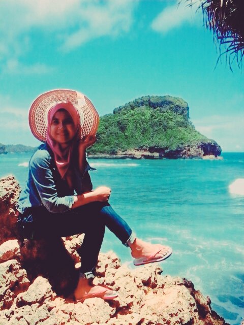 Adjeng_ED08's tweet photo. Always want to get back here.
#PantaiGoaCina #JawaTimur 
#Swaloweverywhere https://t.co/gfVB6sqN7X
