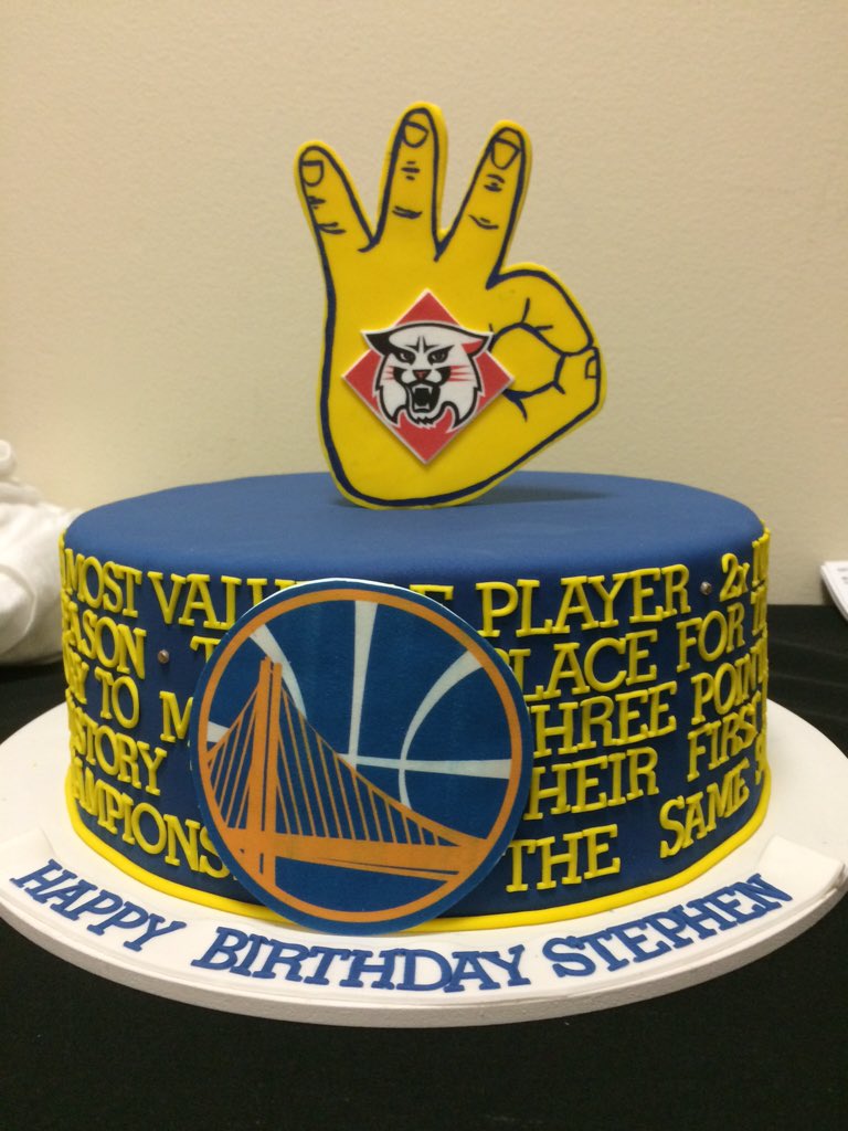 Golden State Warriors Cake  Golden state warriors cake, Stephen curry cake,  Cake