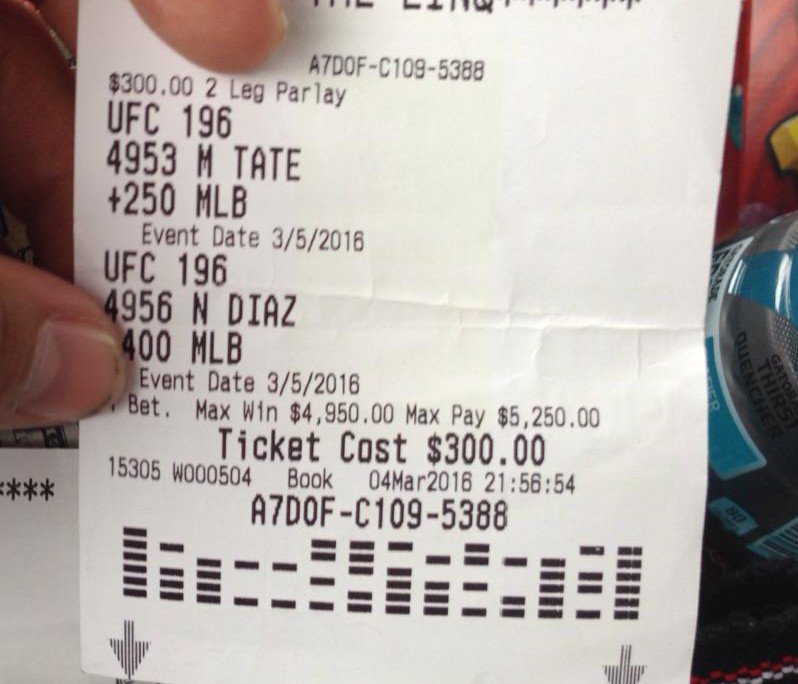 MONDO_ENT's tweet image. Scared money don't make money. Wicked #UFC196 #McGregorDiaz #HolmTate parlay