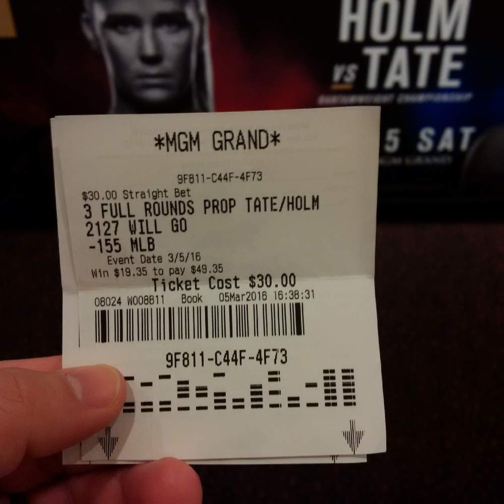 MONDO_ENT's tweet image. The Over of 3 Full Rounds hit for #HolmTate @MGMGrand for #UFC196