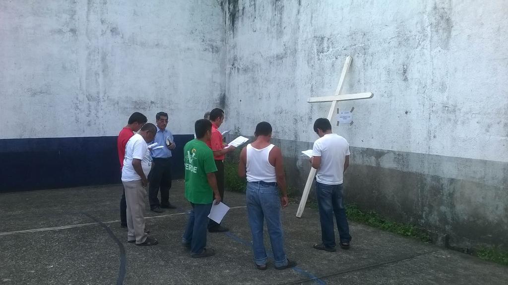 #DGPyRS ensayan para el Viacrucis internos del Centro Penitenciario de #Tacotalpa #LibertadDeCreencias #SSPTab