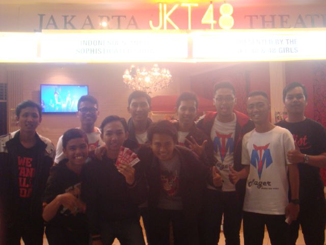rockwhell's tweet photo. 1 tahun  TWT dan 1 tahun #TimMager  #GradagPart1  kapan yh bisa #GradagPart2 https://t.co/Wq5dLDGff2