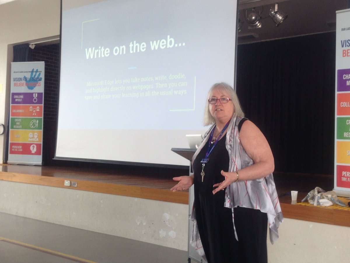 The great Ann Foran inspiring us with awesome tools that can be used to write on the web. #authenticlearning