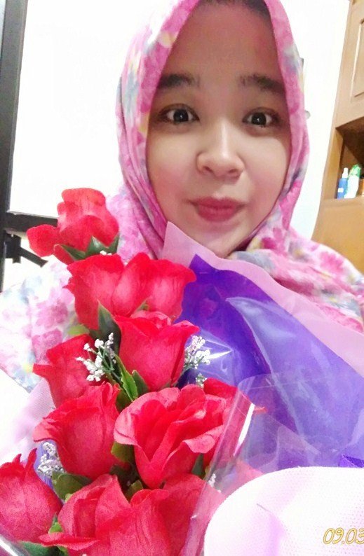 Puciariani's tweet photo. selamat menjalankan aktivitas :) @SelfieJilbab https://t.co/1MJjWMljqd