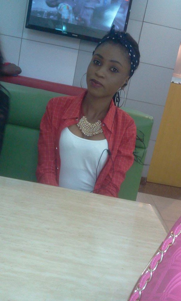 AMbiango's tweet image. Ma grande styliste que j'aime bcp