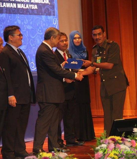 RT <a href="/relamalaysia/">relamalaysia</a> AnugerahPerkhidmatanCemerlangKDN 10Mac2016. Tahniah warga #RELA