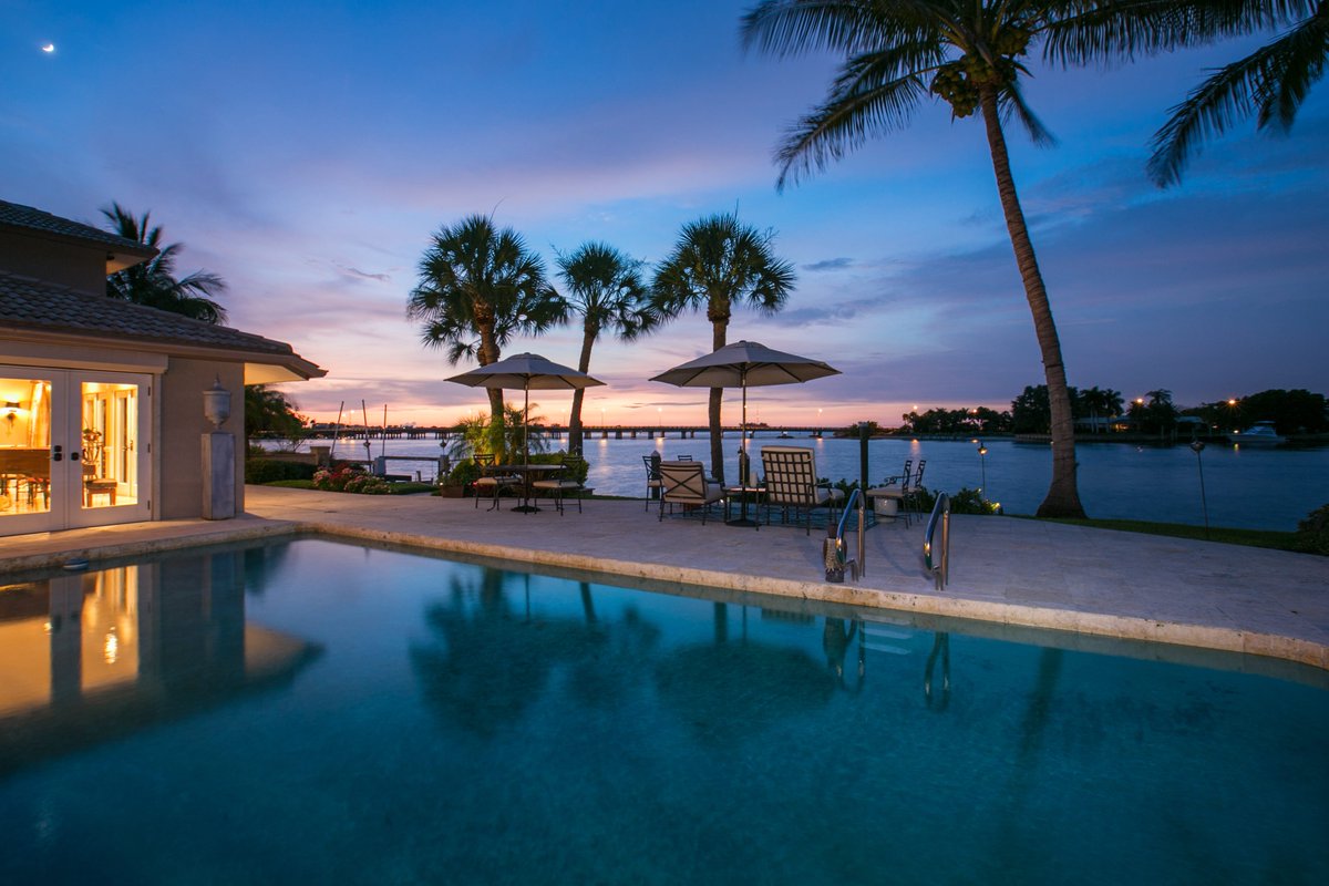 Uber Delivery™ Sarasota | Business Delivery Sarasota 941-400-2759

facebook.com/Uber-Delivery-…